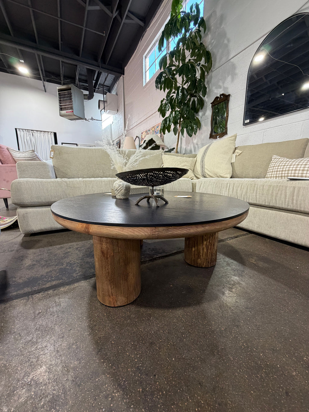 Mercana Tucson Coffee Table - Image 4