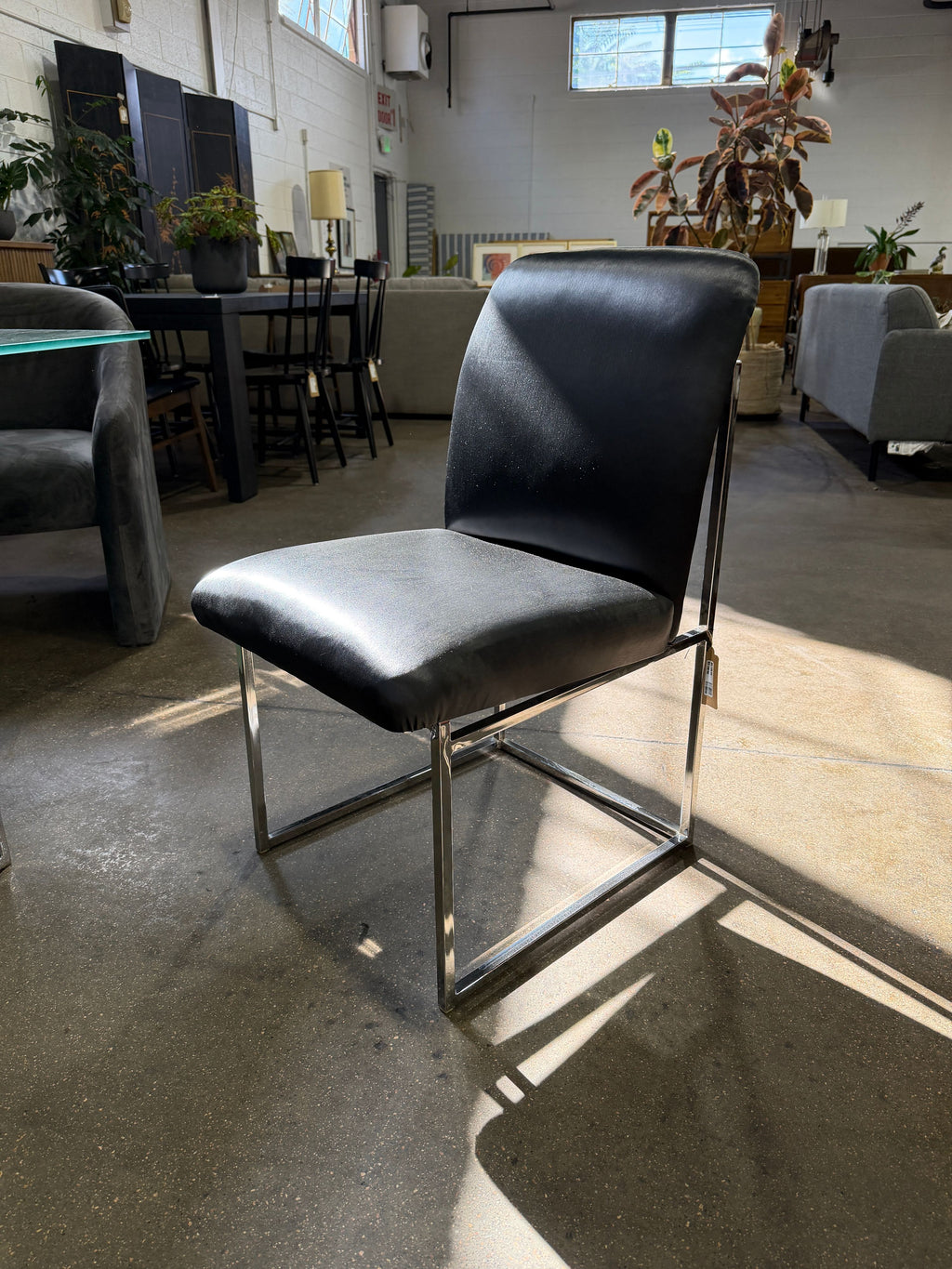 Set of 6 Chrome Base Dining Chairs - Image 2