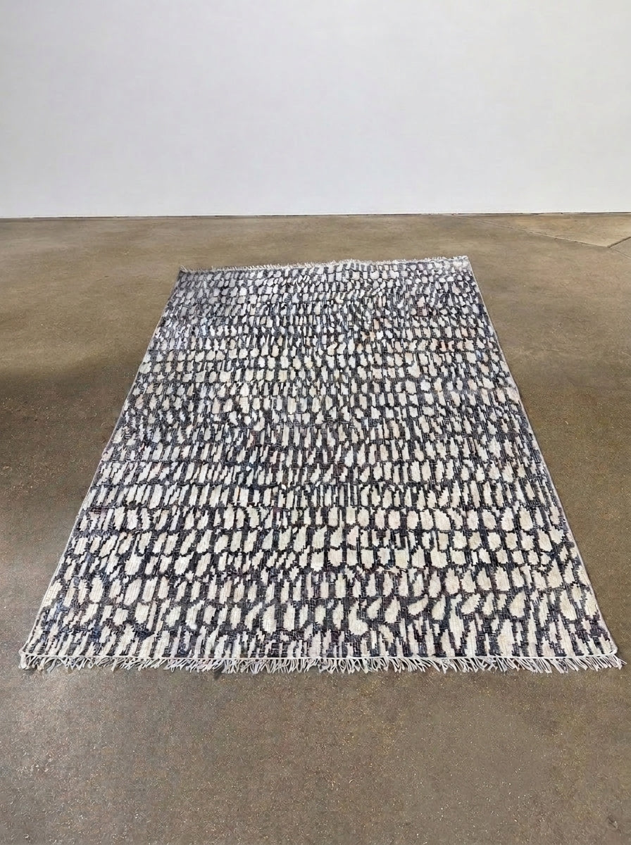 Soho Home Helibronn Rug Navy 5'7" x 7'10" - Image 1
